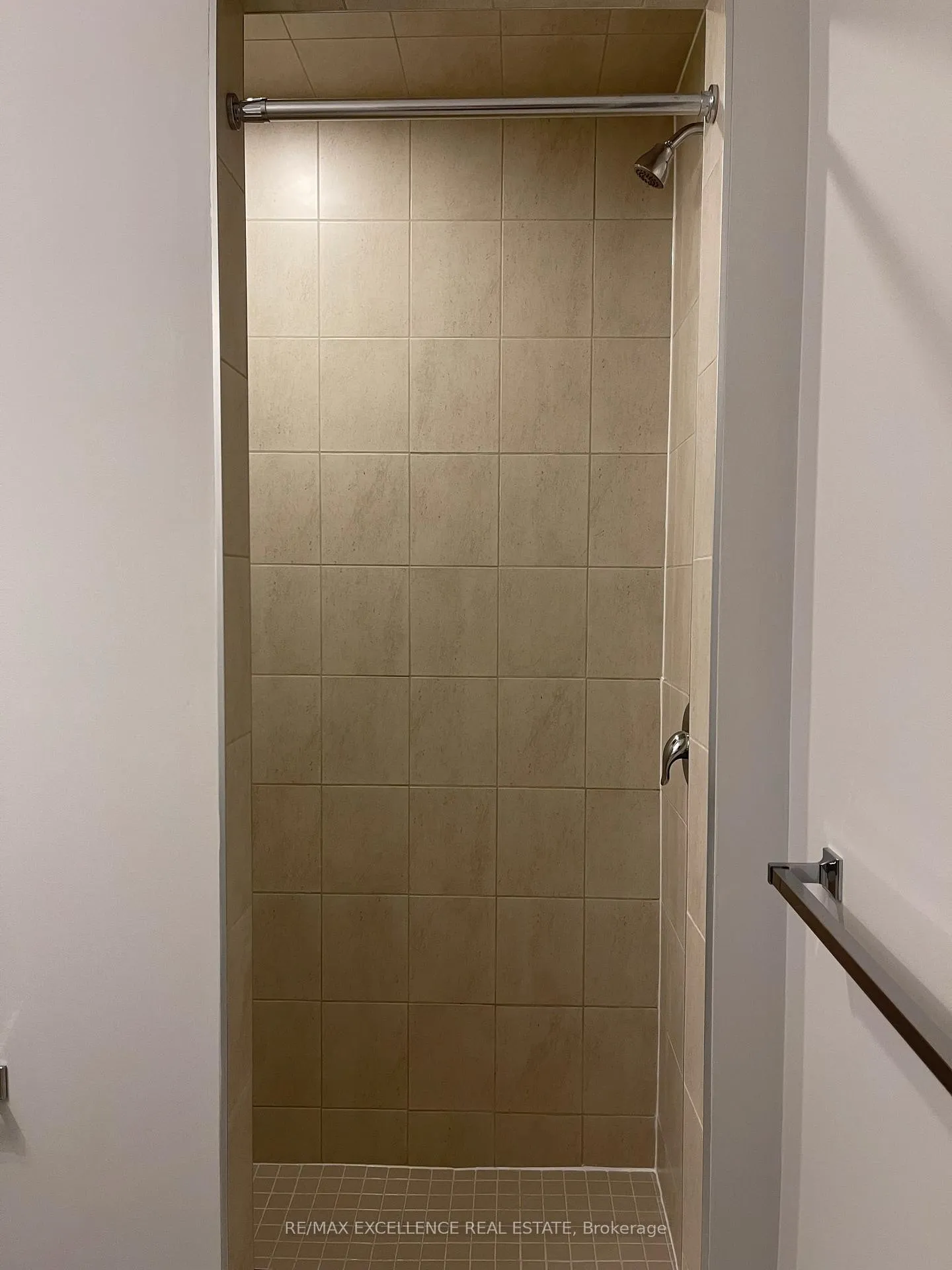 Photo 9 of 116 Wheat Lane N, Kitchener — HOMEH