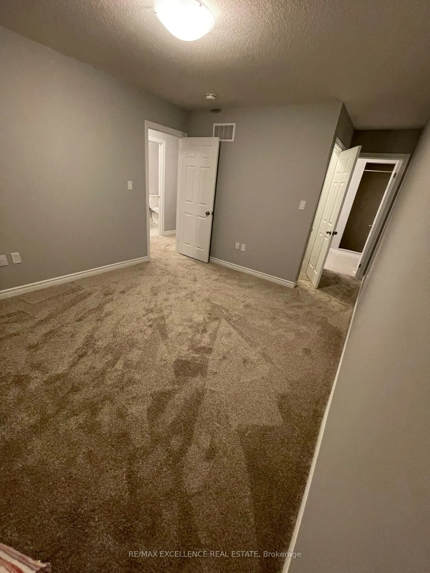 Photo 11 of 116 Wheat Lane N, Kitchener — HOMEH