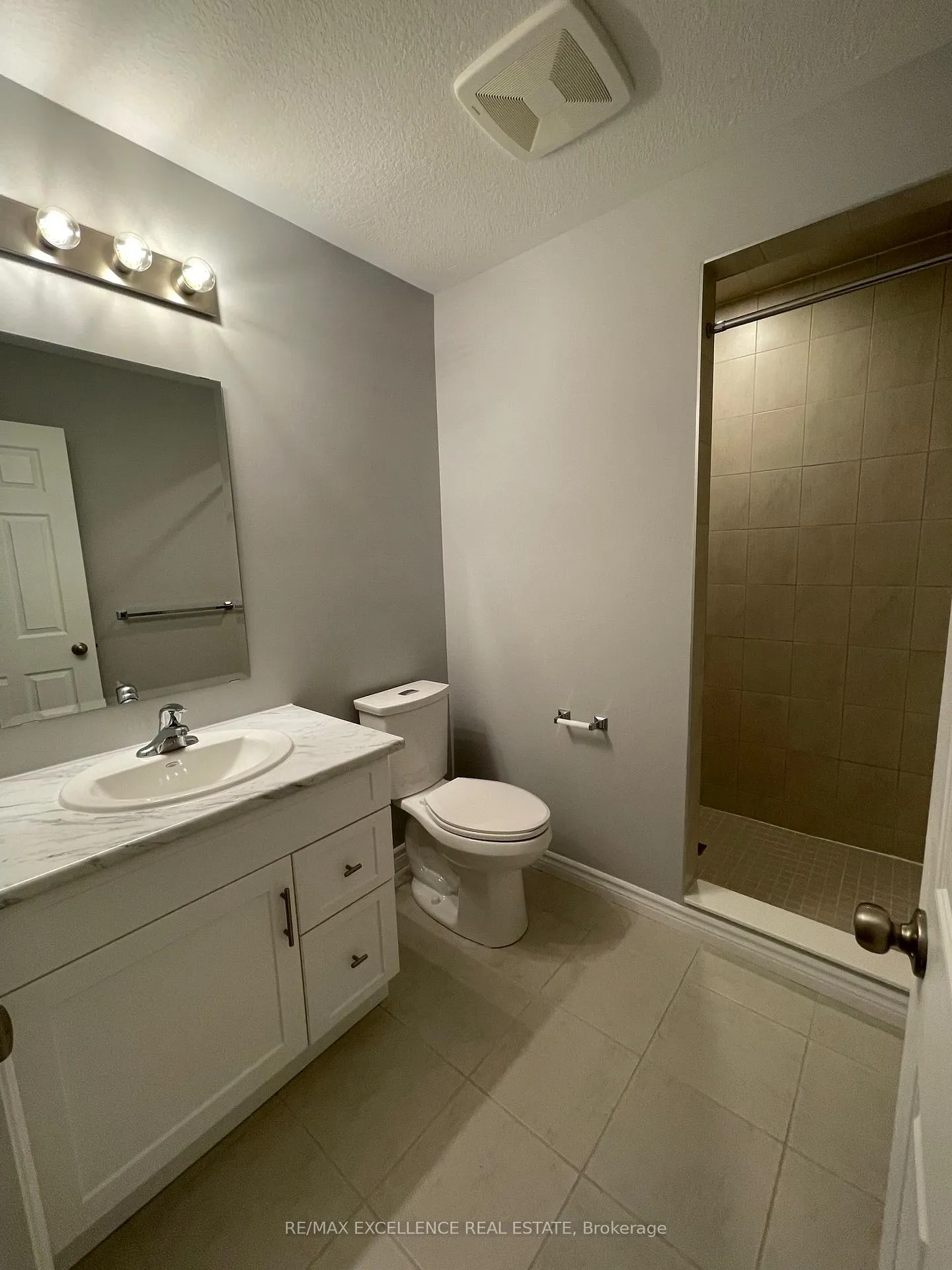 Photo 13 of 116 Wheat Lane N, Kitchener — HOMEH