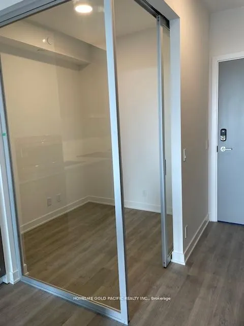 Photo 5 of Unit 1004, 50 Upper Mall Way, Vaughan, Brownridge — HOMEH
