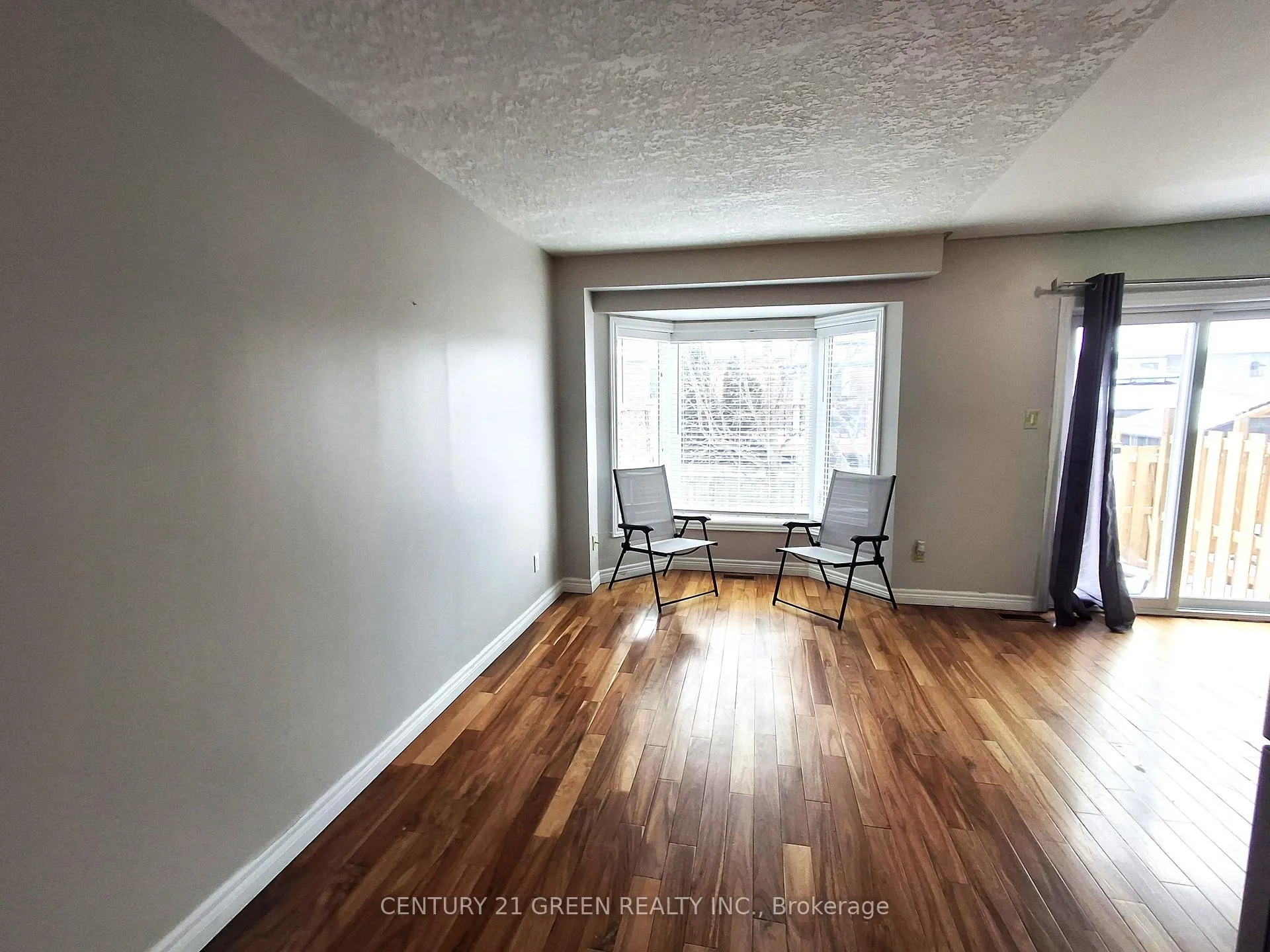Photo 8 of Unit 3, 1540 Upper Gage Avenue, Hamilton, Eleanor — HOMEH