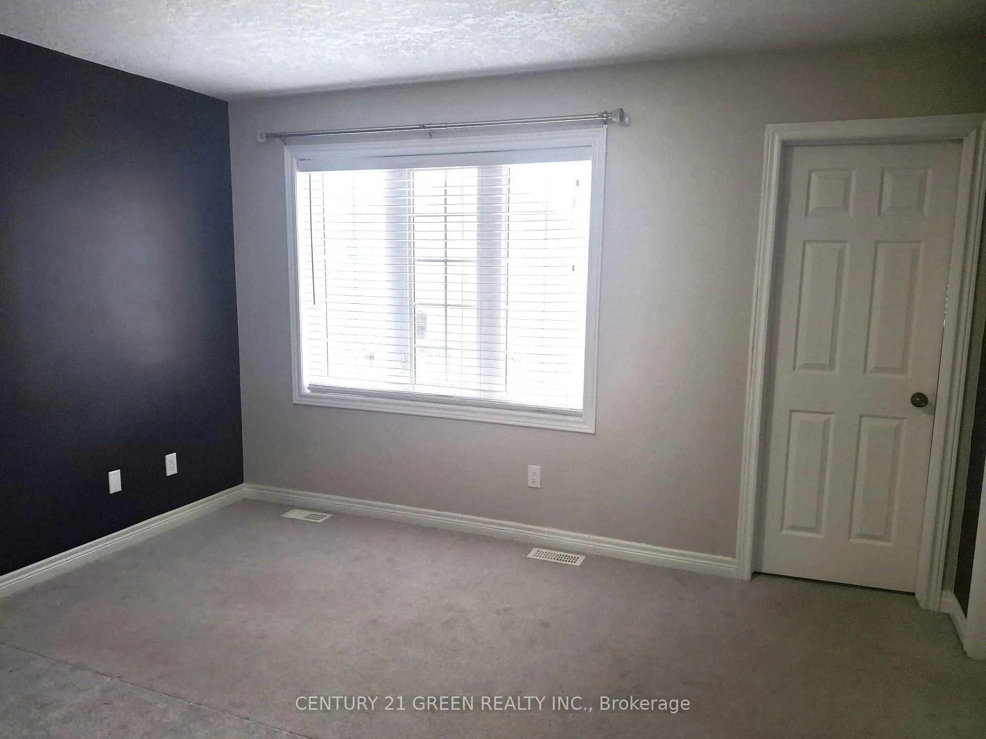 Photo 11 of Unit 3, 1540 Upper Gage Avenue, Hamilton, Eleanor — HOMEH