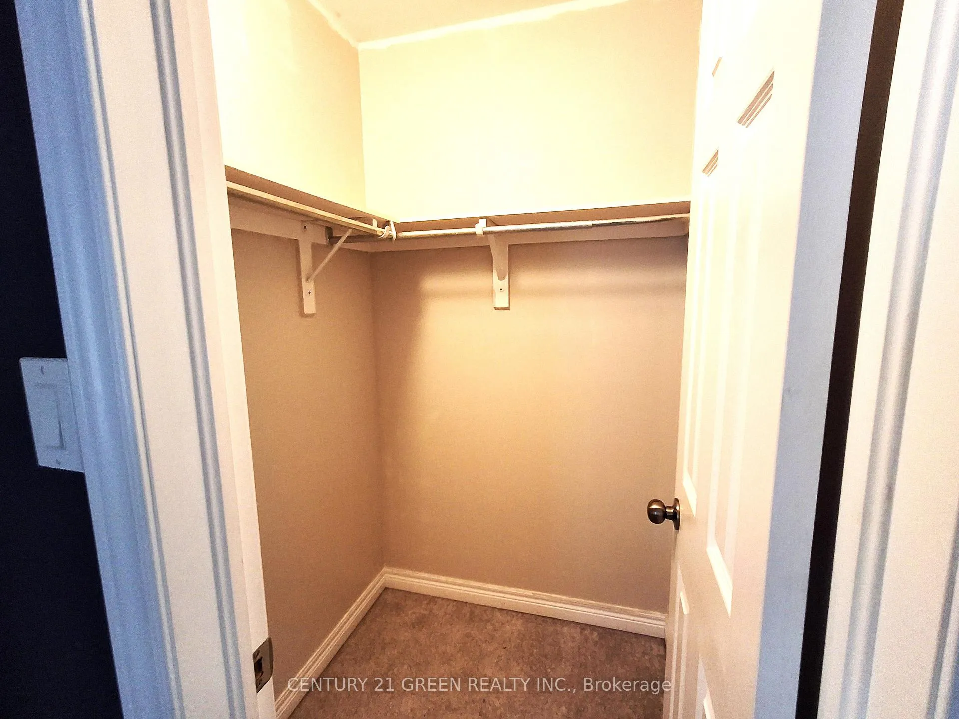 Photo 14 of Unit 3, 1540 Upper Gage Avenue, Hamilton, Eleanor — HOMEH