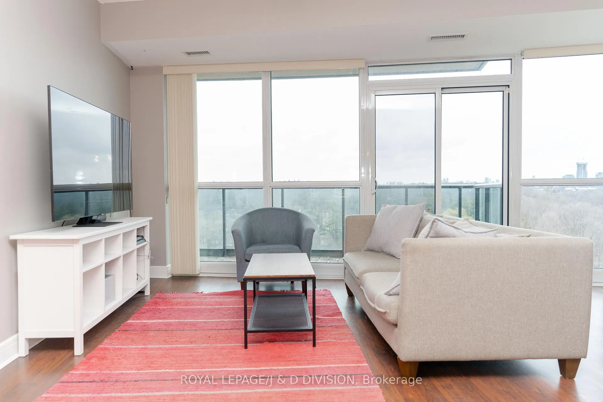 Photo 11 of Unit 824, 35 Brian Peck Crescent, Toronto, Thorncliffe Park — HOMEH