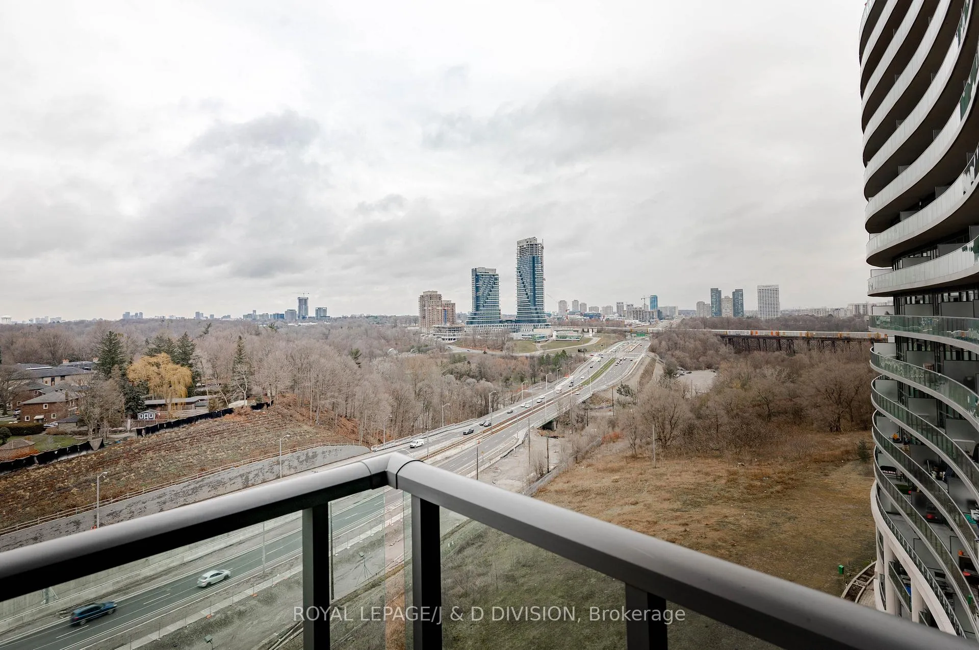 Photo 21 of Unit 824, 35 Brian Peck Crescent, Toronto, Thorncliffe Park — HOMEH