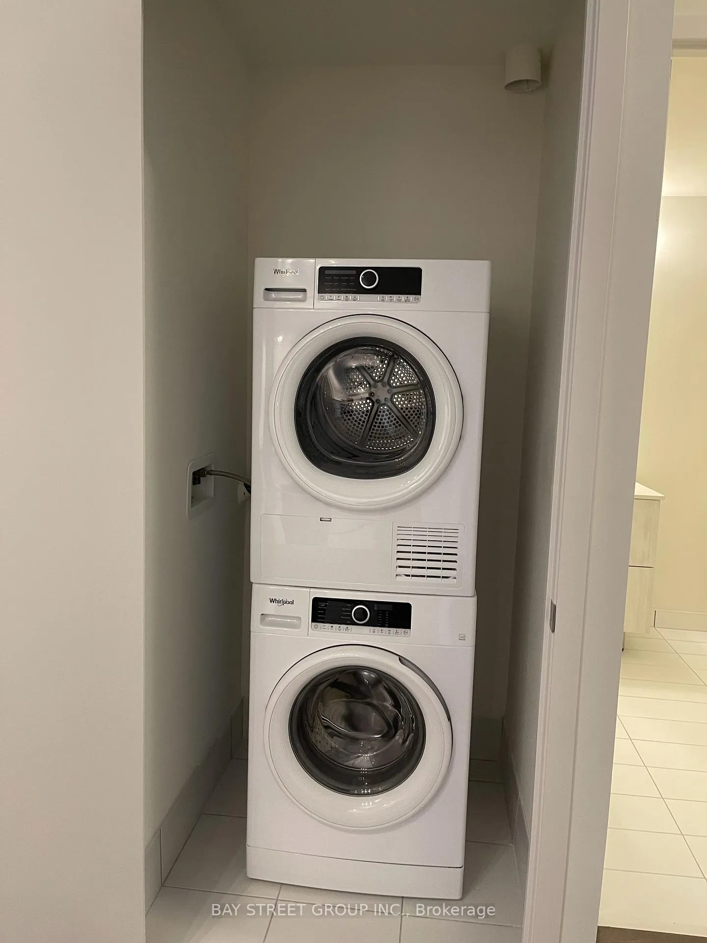 Photo 9 of Unit 222, 2 David Eyer Road, Richmond Hill, Rural Richmond Hill — HOMEH