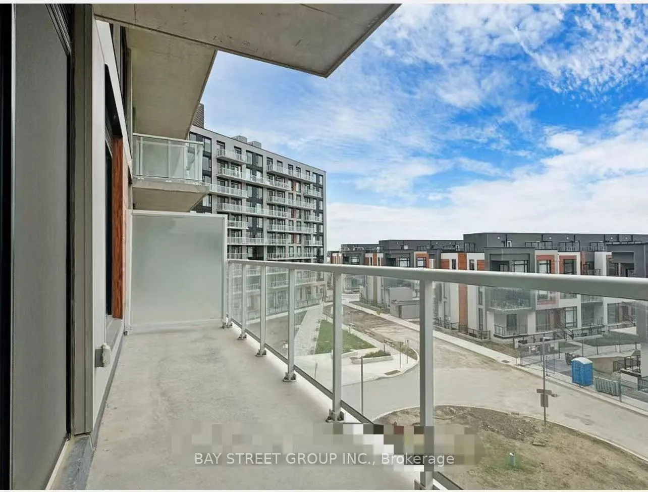 Photo 13 of Unit 222, 2 David Eyer Road, Richmond Hill, Rural Richmond Hill — HOMEH