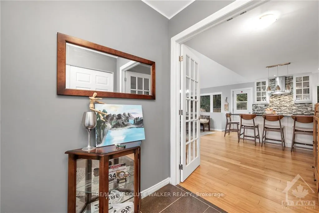 Photo 2 of 3445 Baskins Beach Road, Ottawa, Dunrobin Shores — HOMEH