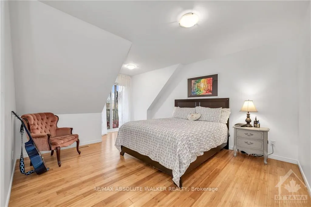 Photo 5 of 3445 Baskins Beach Road, Ottawa, Dunrobin Shores — HOMEH