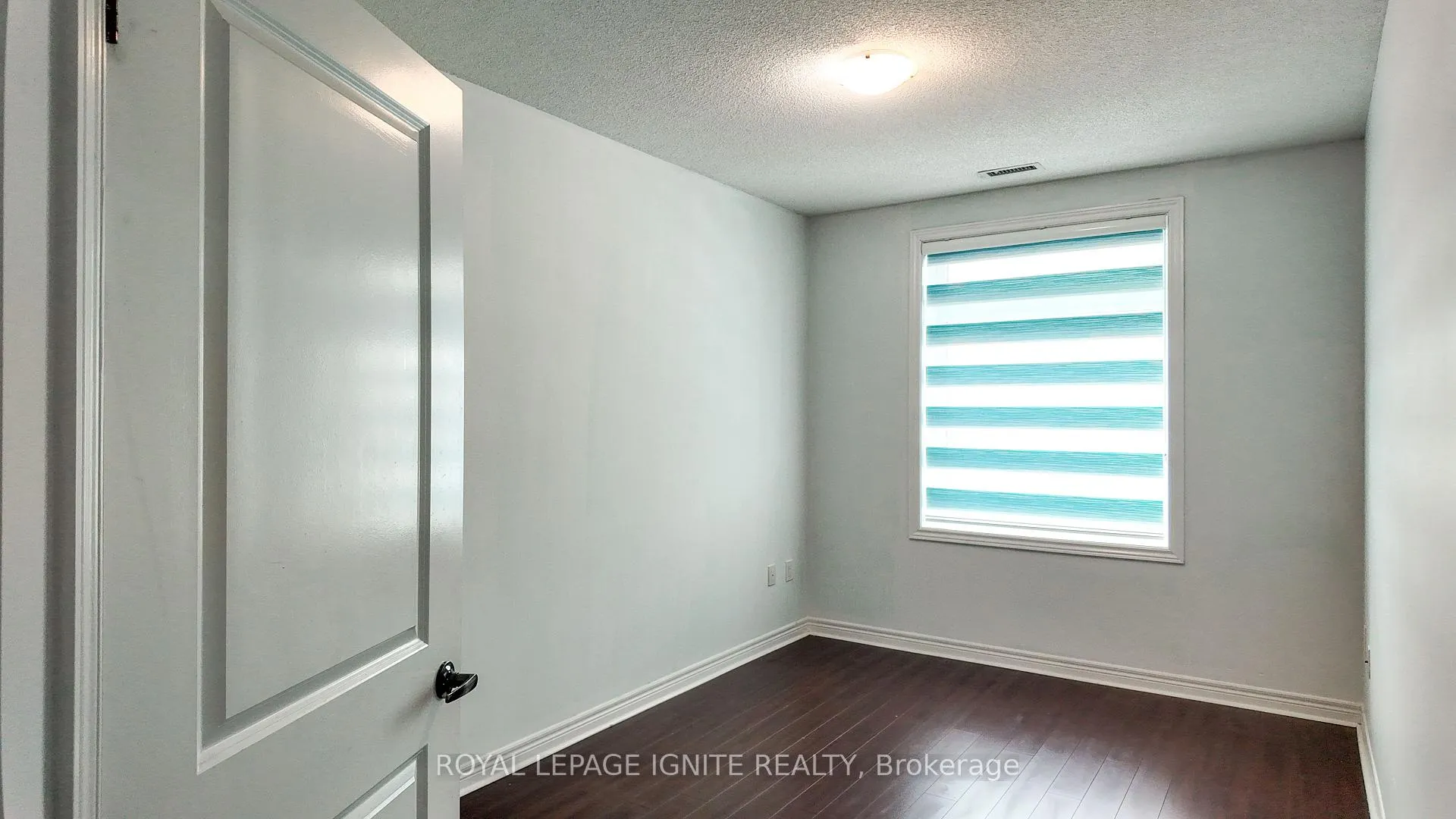 Photo 7 of Unit 409, 39 New Delhi Drive, Markham, Cedarwood — HOMEH