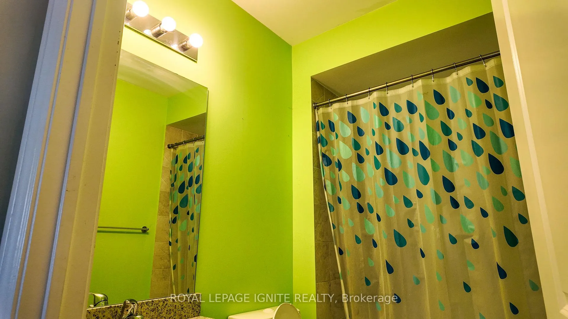 Photo 17 of Unit 409, 39 New Delhi Drive, Markham, Cedarwood — HOMEH