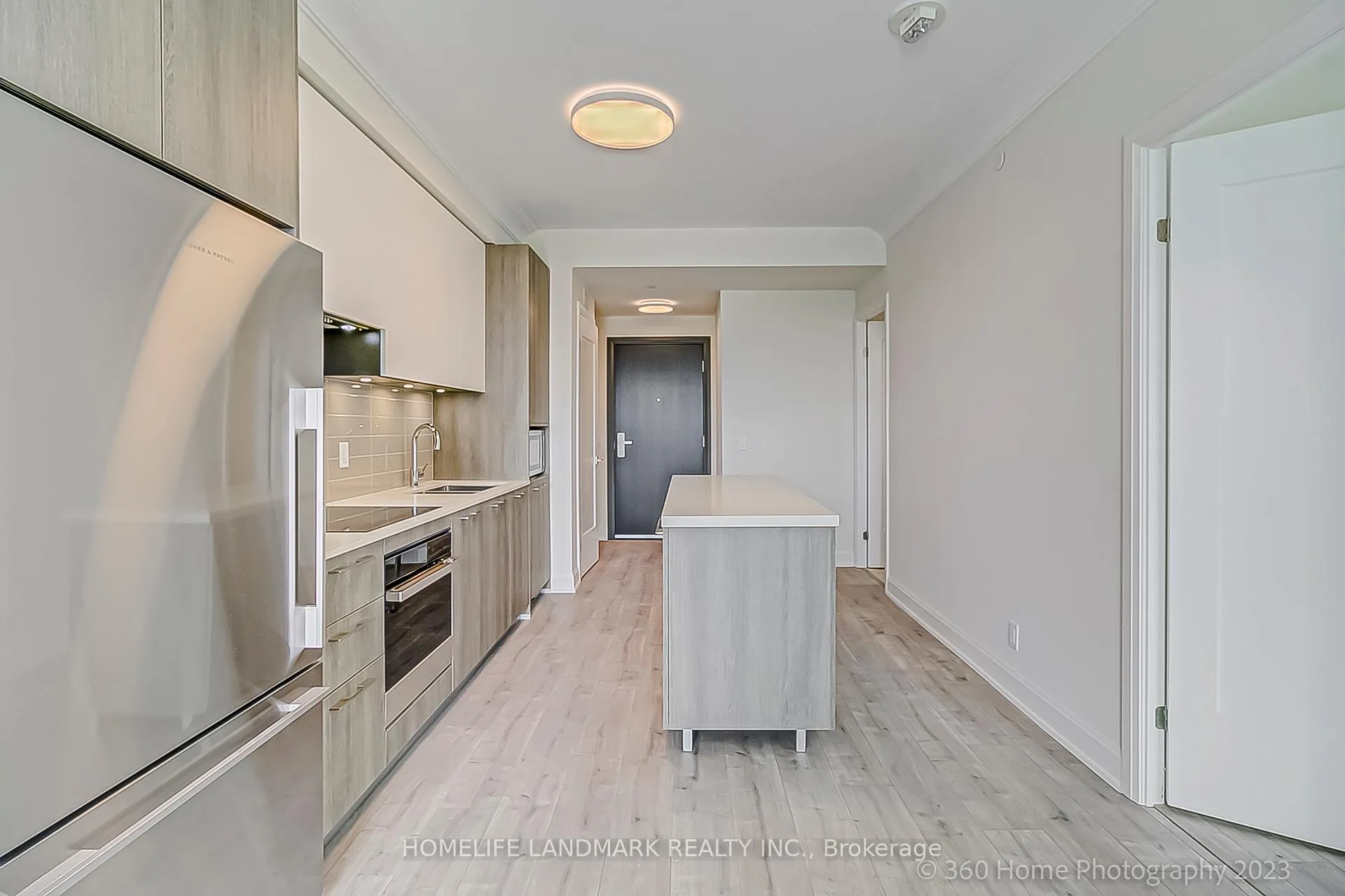 Photo 5 of Unit 1103, 8 Water Walk Drive, Markham, Unionville — HOMEH