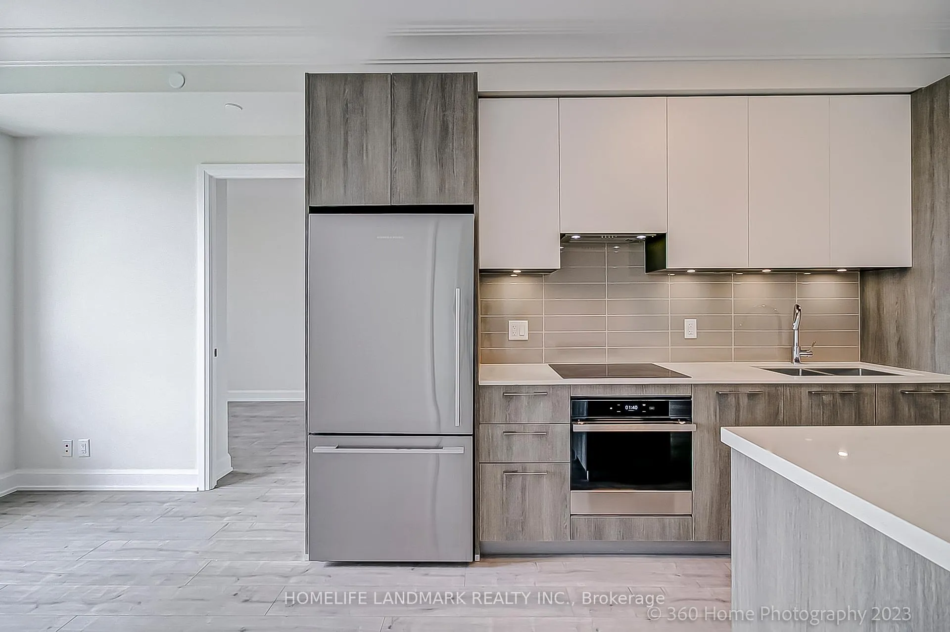 Photo 10 of Unit 1103, 8 Water Walk Drive, Markham, Unionville — HOMEH