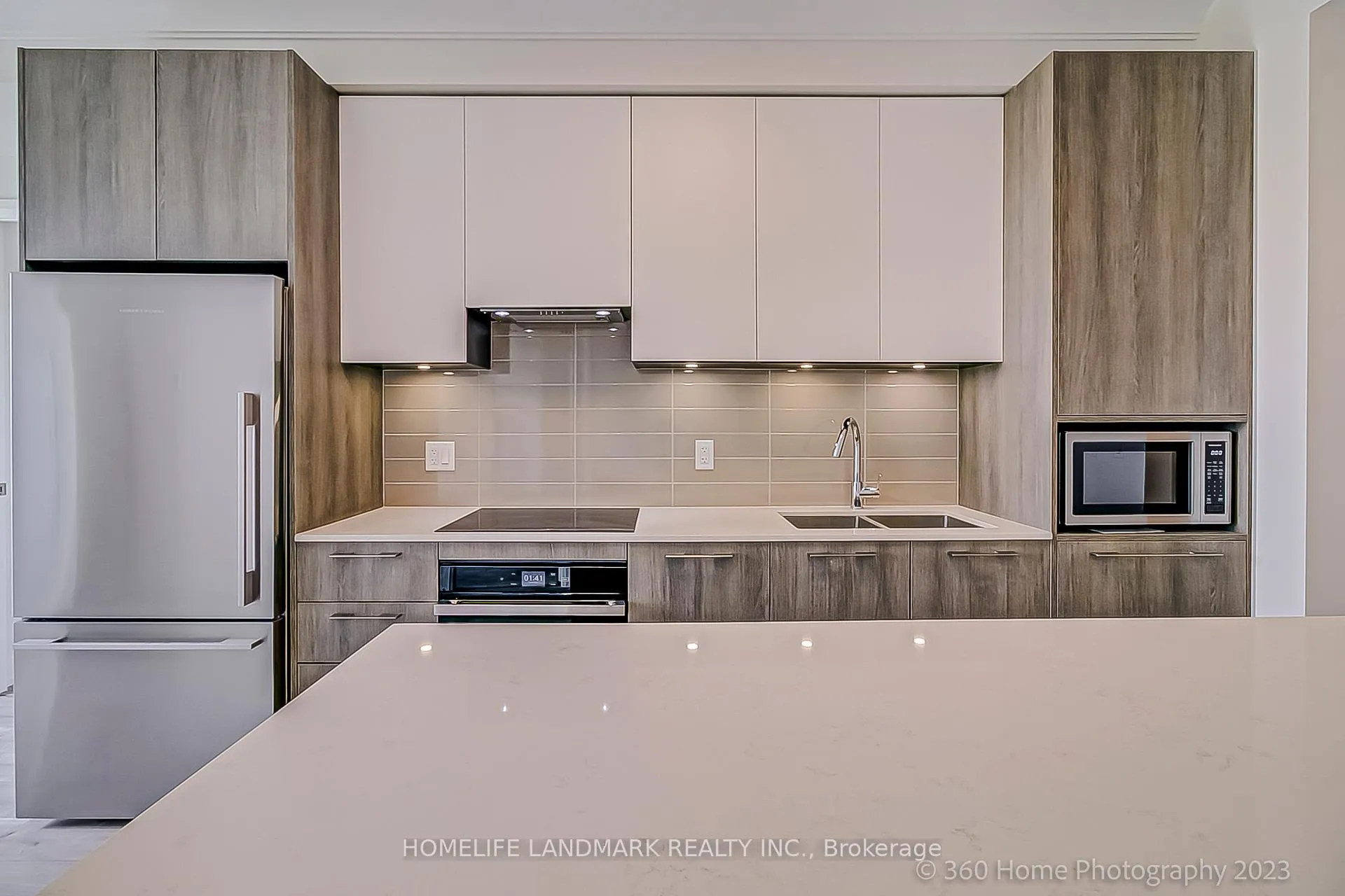 Photo 11 of Unit 1103, 8 Water Walk Drive, Markham, Unionville — HOMEH