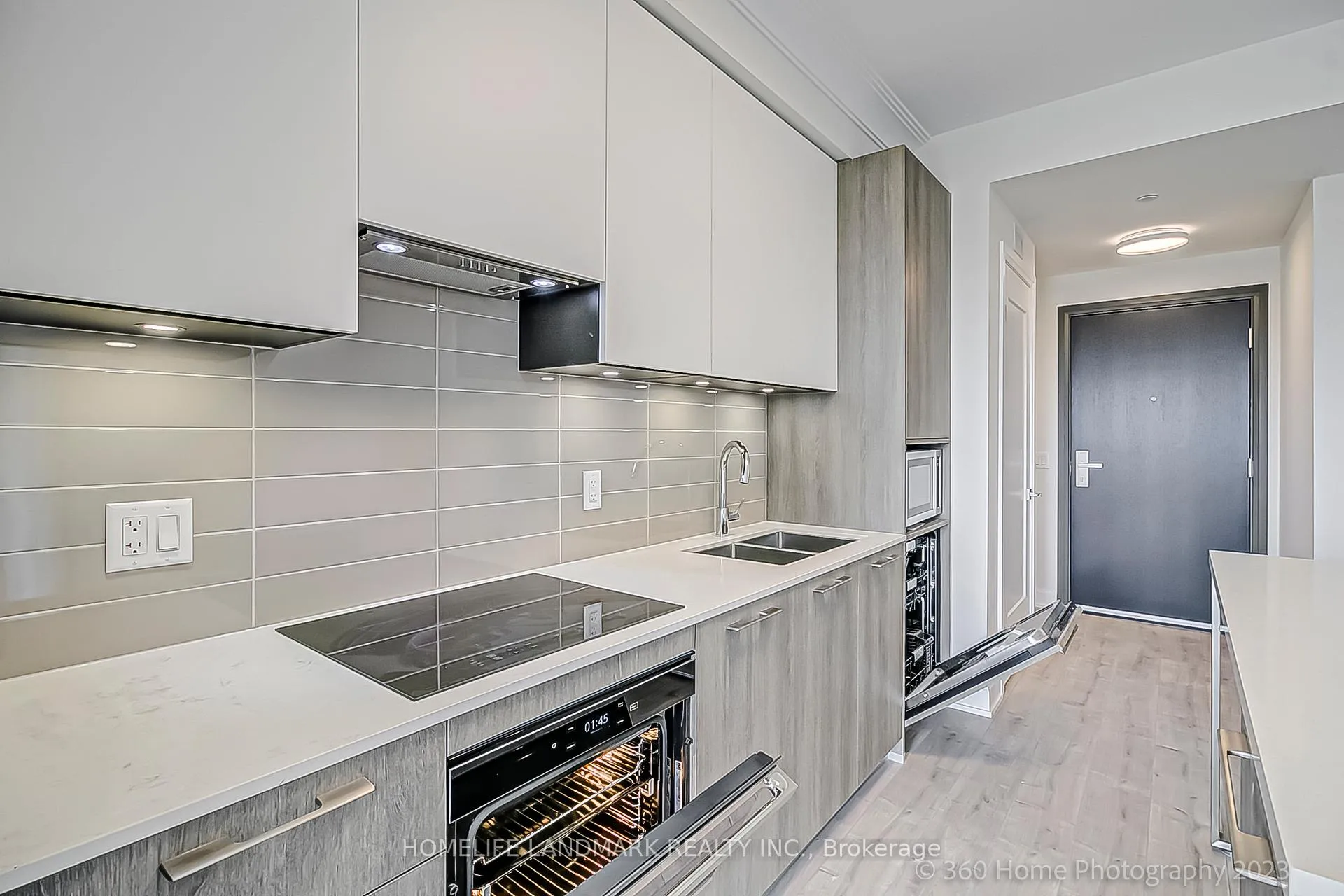 Photo 23 of Unit 1103, 8 Water Walk Drive, Markham, Unionville — HOMEH