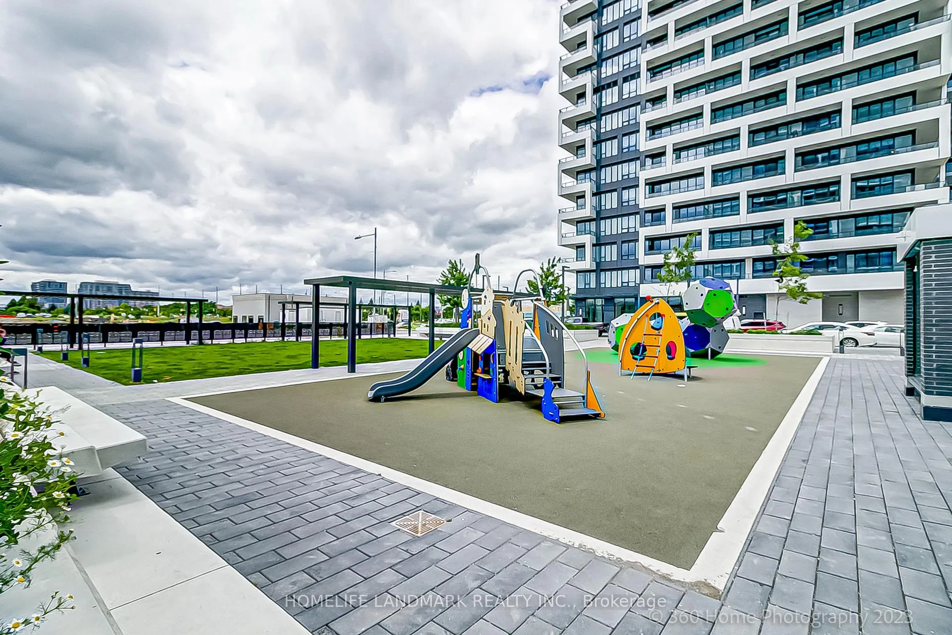 Photo 42 of Unit 1103, 8 Water Walk Drive, Markham, Unionville — HOMEH