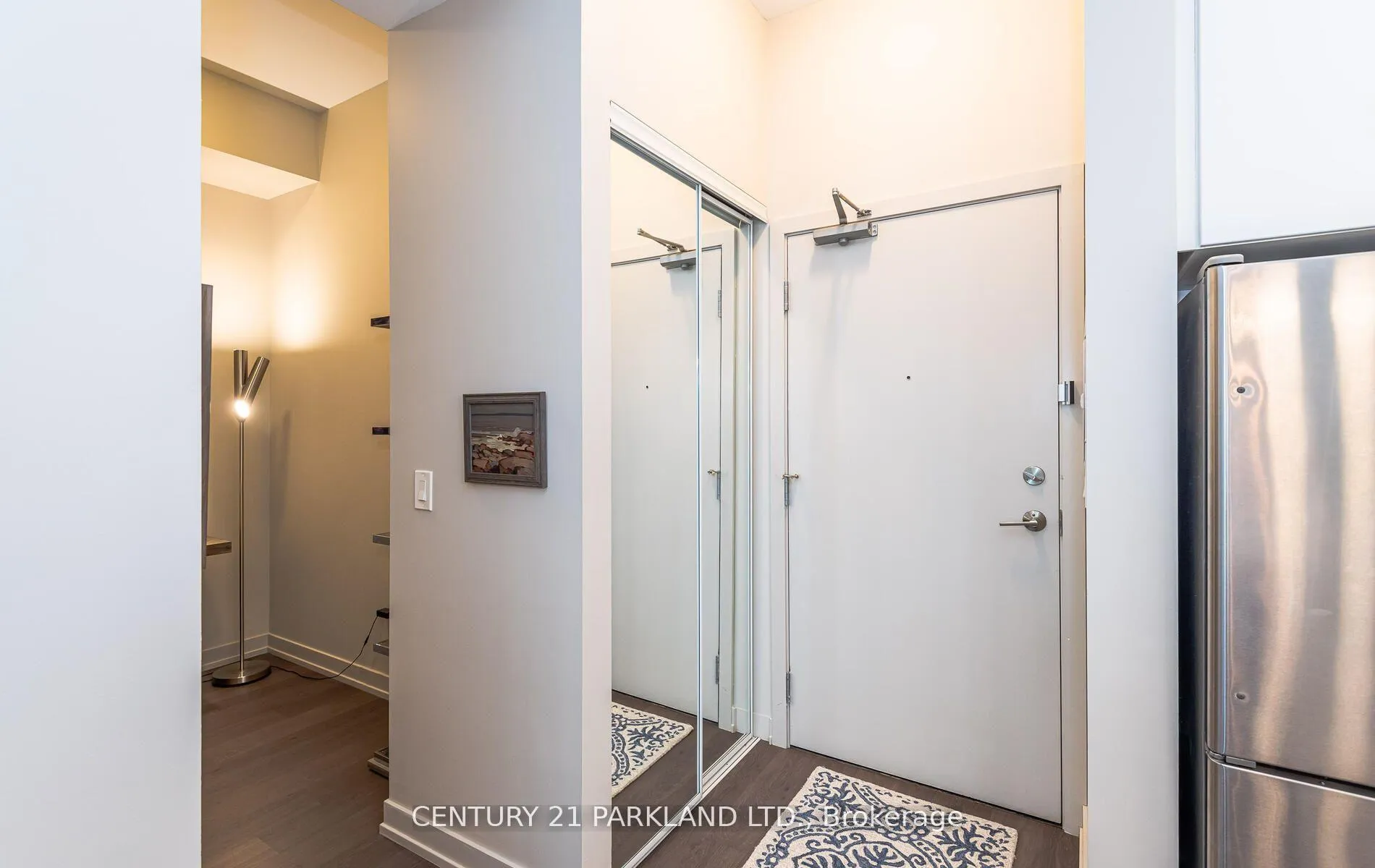 Photo 4 of Unit 438, 555 William Graham Drive W, Aurora, Rural Aurora — HOMEH