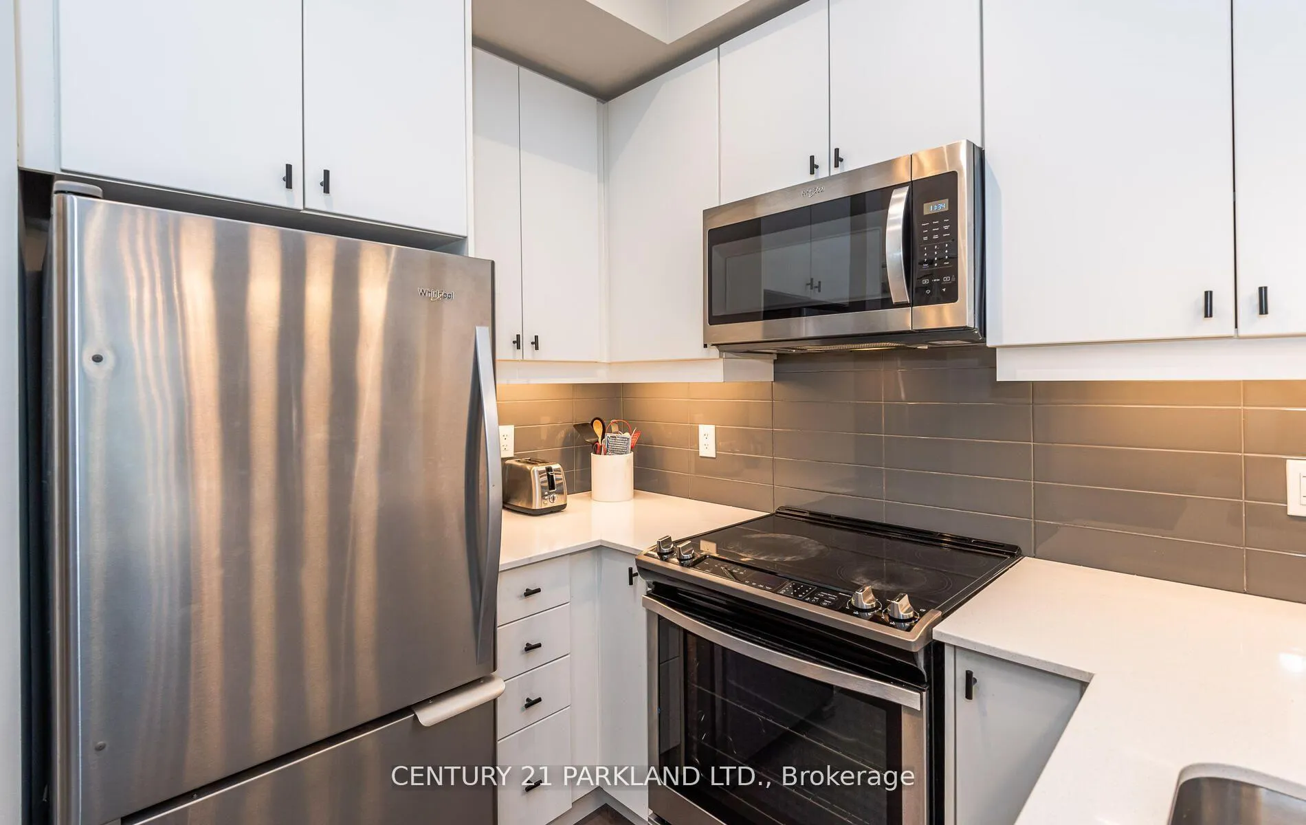 Photo 9 of Unit 438, 555 William Graham Drive W, Aurora, Rural Aurora — HOMEH