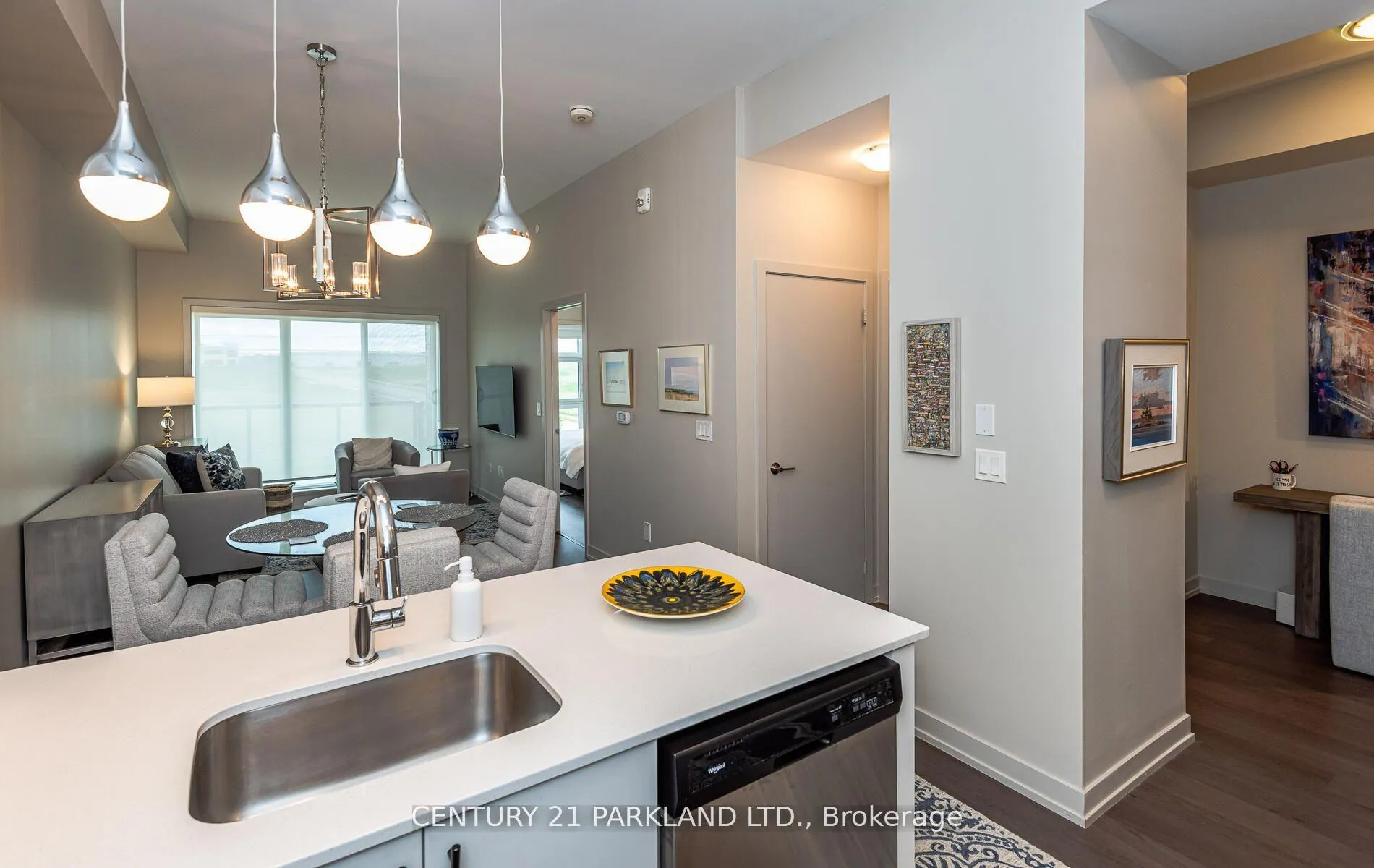 Photo 14 of Unit 438, 555 William Graham Drive W, Aurora, Rural Aurora — HOMEH