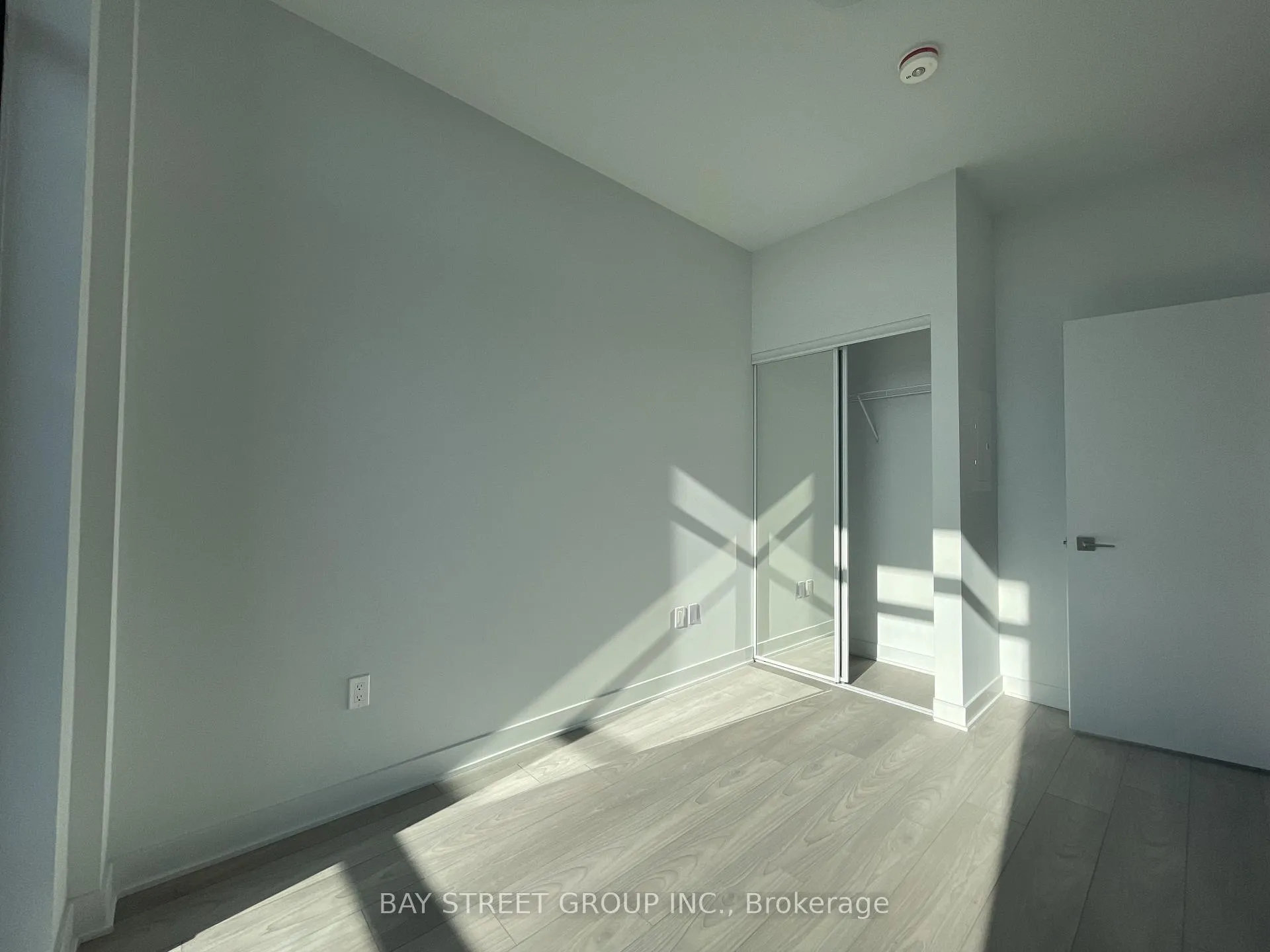 Photo 4 of Unit 3203, 2920 Highway 7, Vaughan, Concord — HOMEH