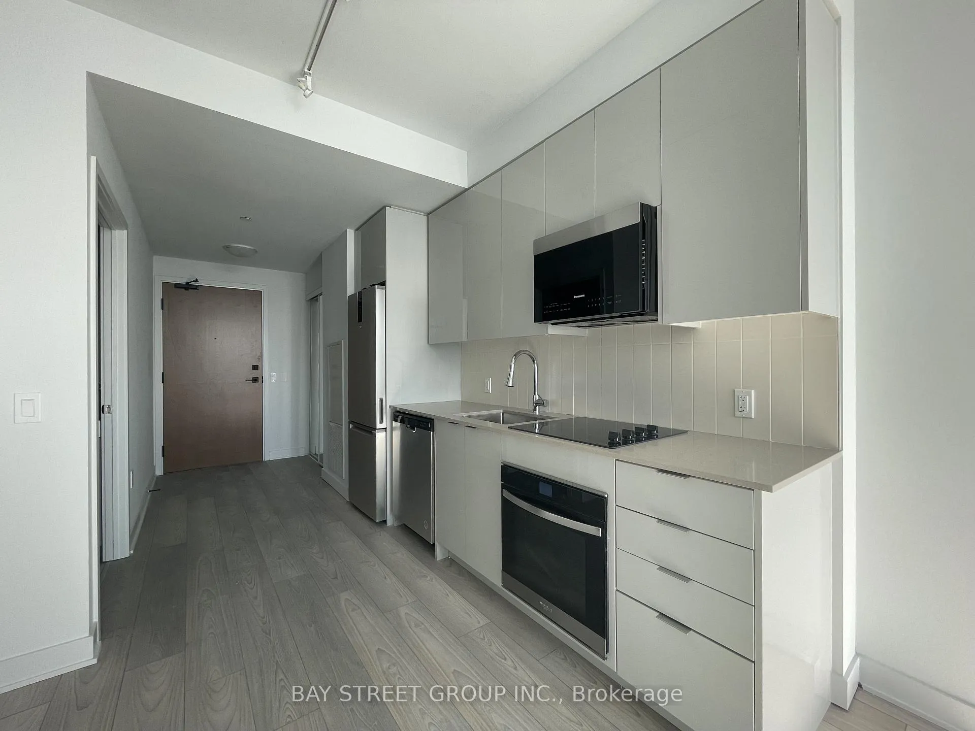 Photo 9 of Unit 3203, 2920 Highway 7, Vaughan, Concord — HOMEH