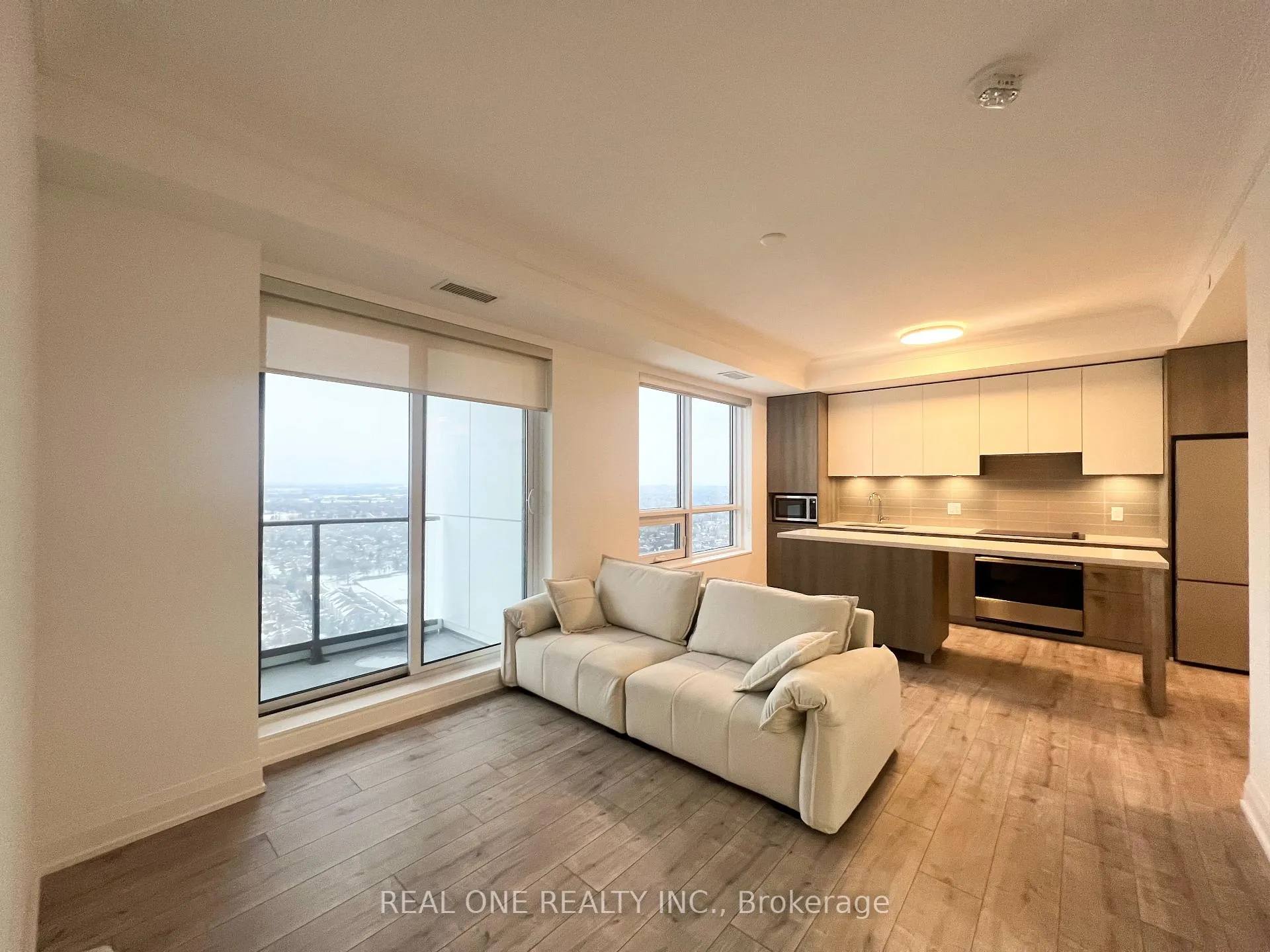 Photo 3 of Unit 3608, 18 Water Walk Drive, Markham, Unionville — HOMEH