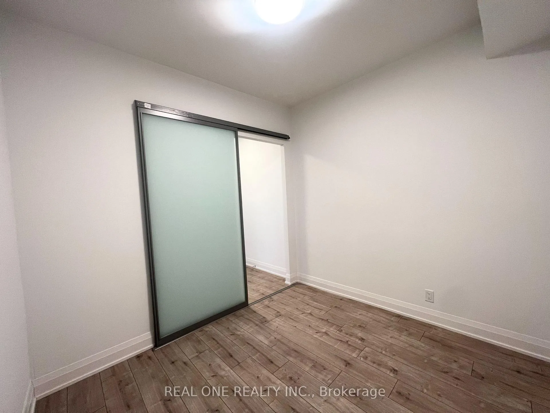 Photo 5 of Unit 3608, 18 Water Walk Drive, Markham, Unionville — HOMEH