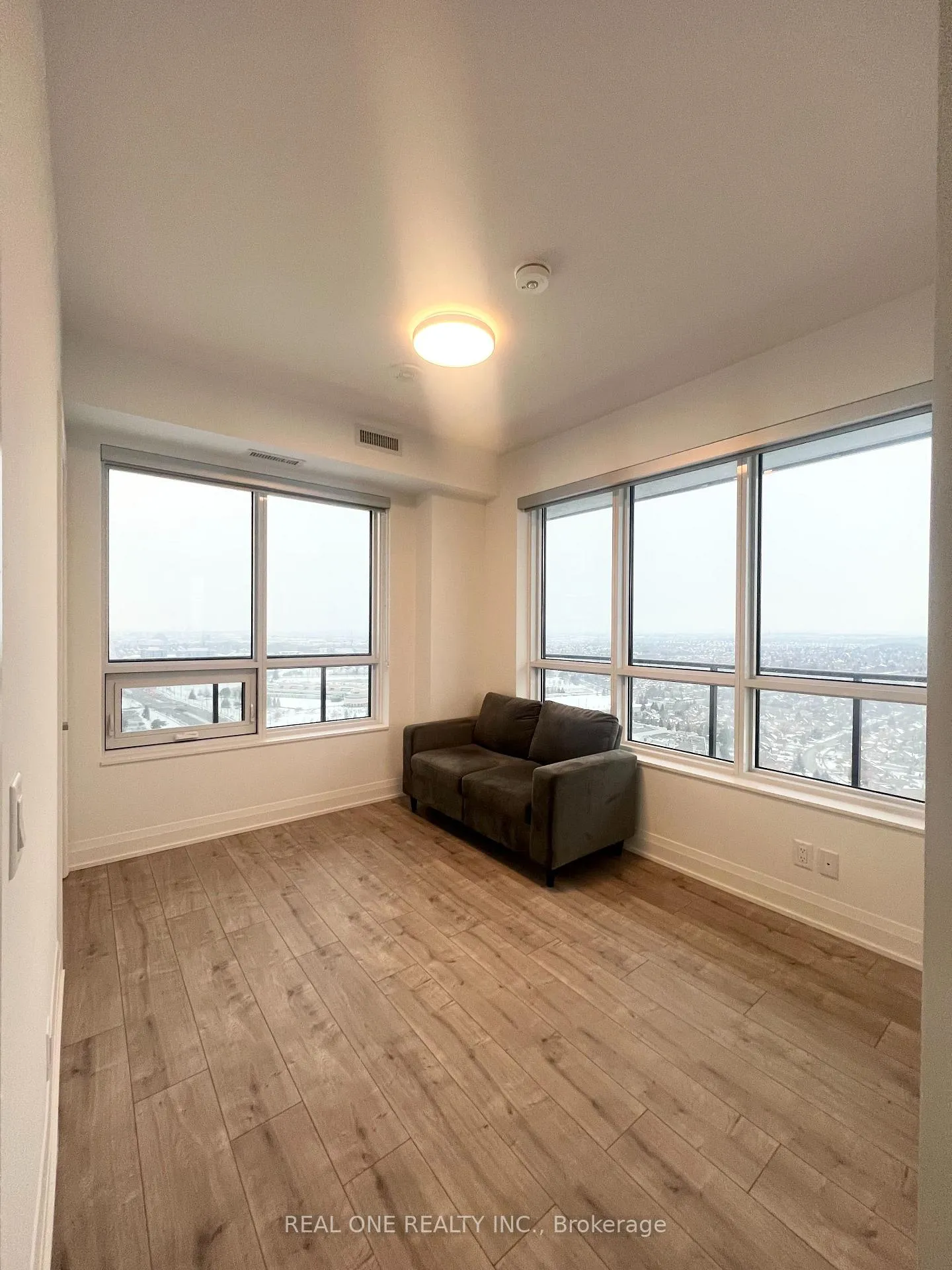 Photo 10 of Unit 3608, 18 Water Walk Drive, Markham, Unionville — HOMEH