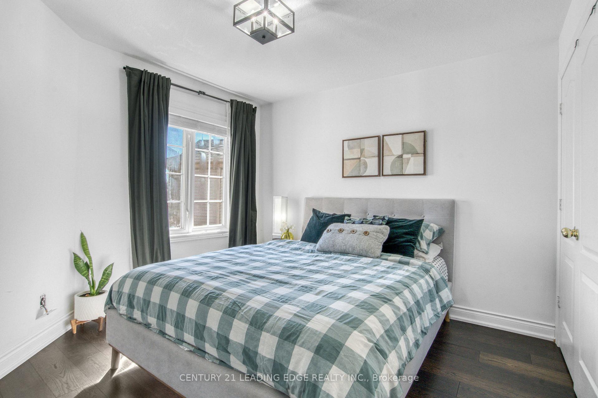 Photo 23 of 1417 Treeland Street, Burlington, Freeman — HOMEH