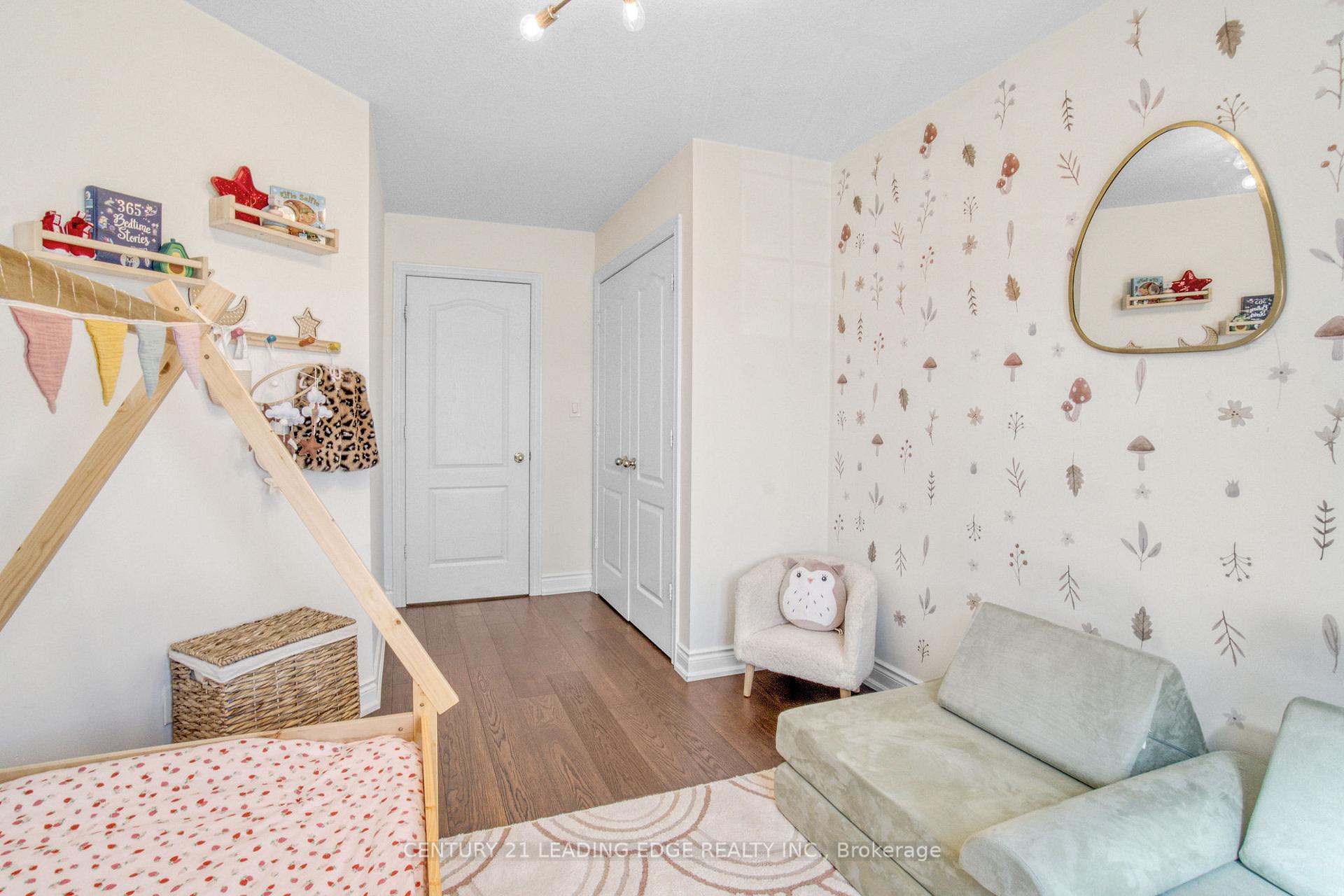 Photo 25 of 1417 Treeland Street, Burlington, Freeman — HOMEH