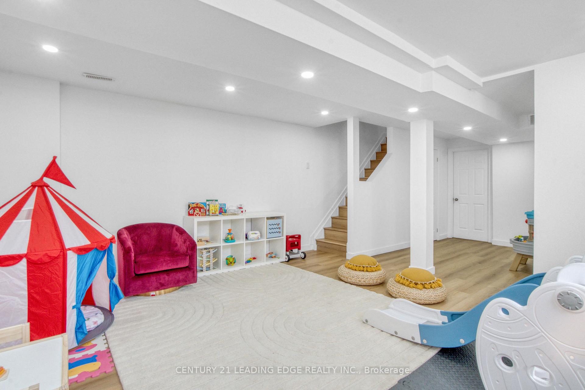 Photo 30 of 1417 Treeland Street, Burlington, Freeman — HOMEH