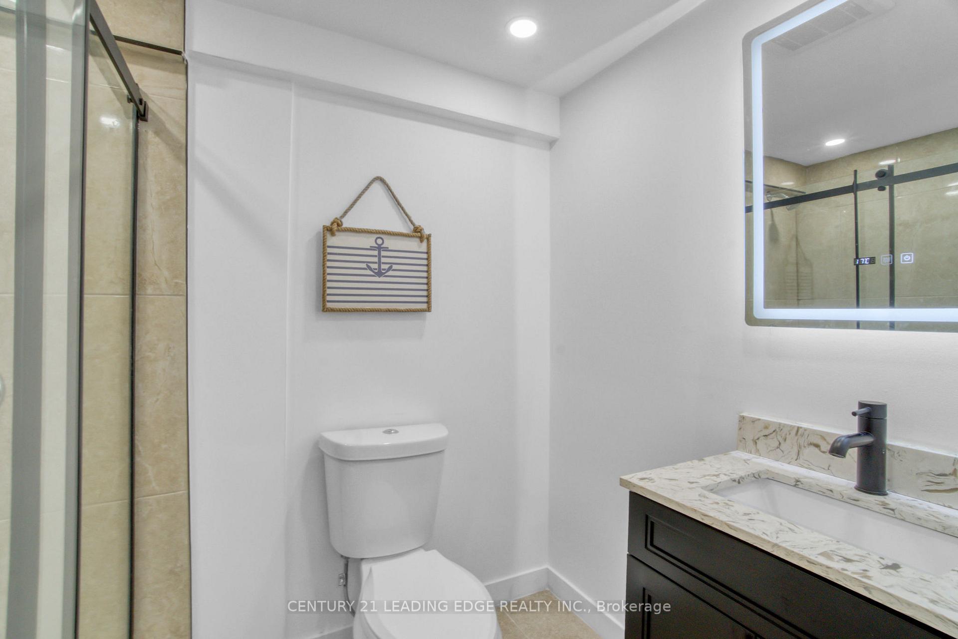 Photo 32 of 1417 Treeland Street, Burlington, Freeman — HOMEH