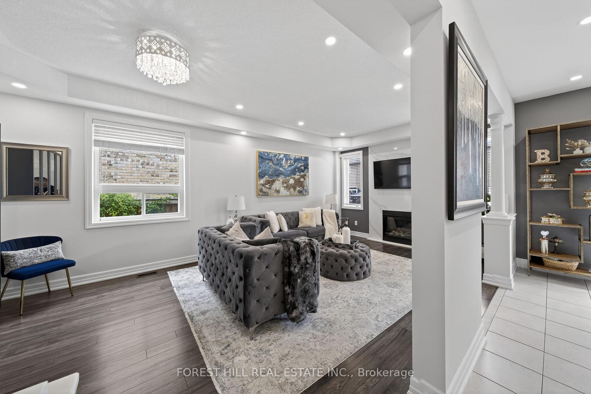 Photo 8 of 31 Lundigan Drive, Georgina, Keswick South — HOMEH
