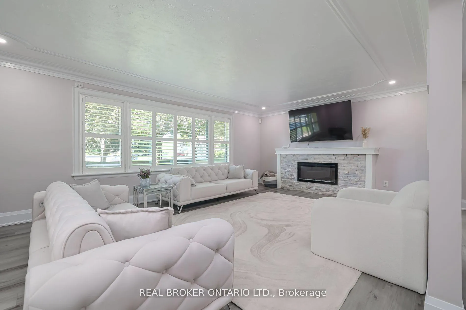 Photo 7 of 76 Randall Avenue, Hamilton, Stoney Creek Mountain — HOMEH