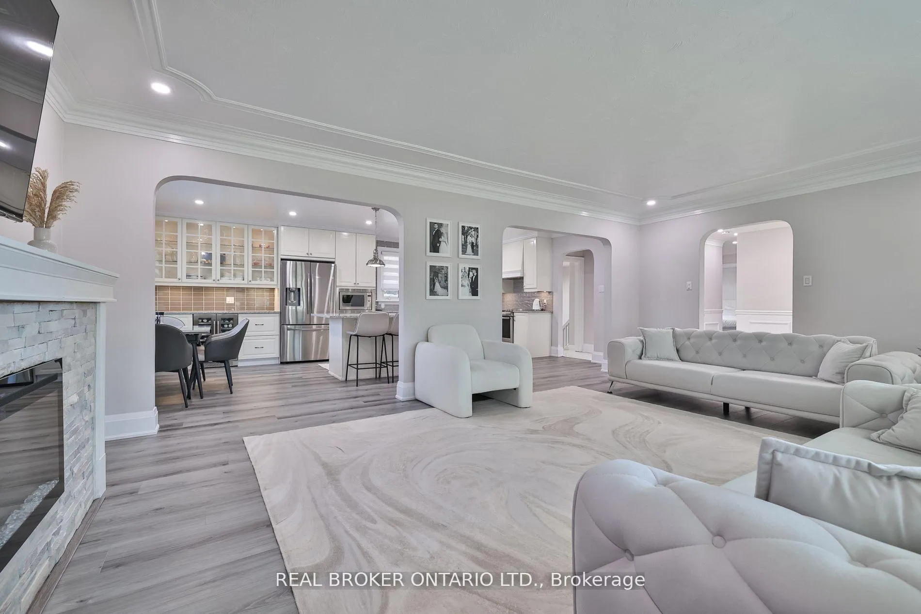 Photo 9 of 76 Randall Avenue, Hamilton, Stoney Creek Mountain — HOMEH