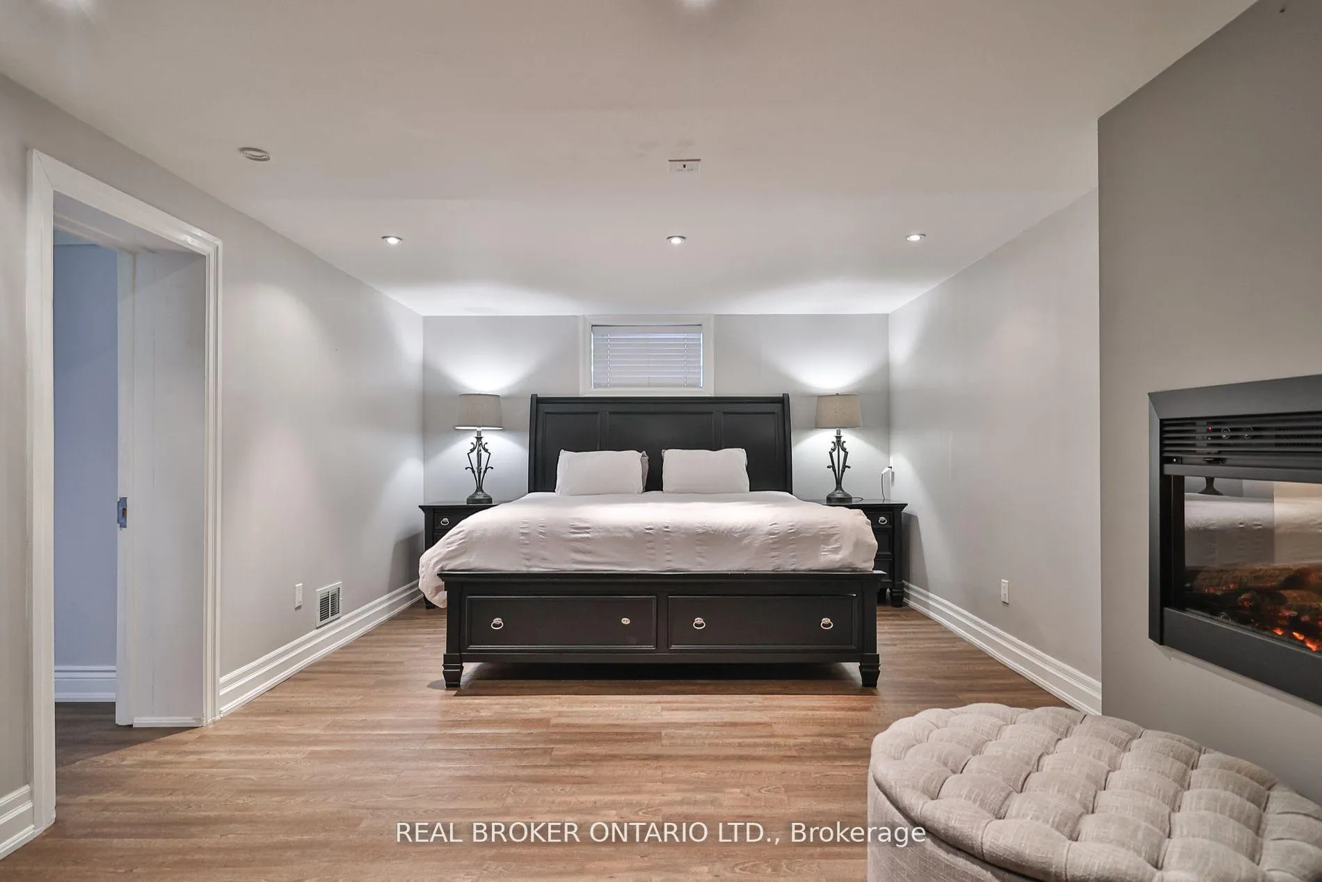 Photo 33 of 76 Randall Avenue, Hamilton, Stoney Creek Mountain — HOMEH