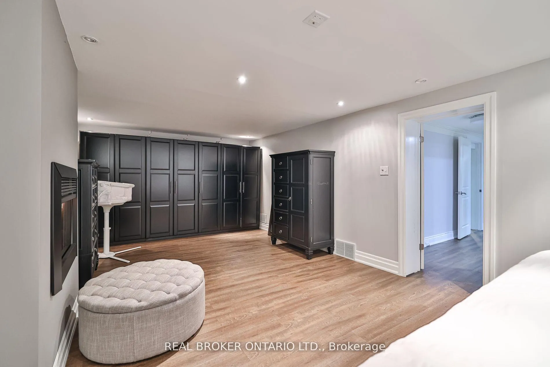Photo 34 of 76 Randall Avenue, Hamilton, Stoney Creek Mountain — HOMEH