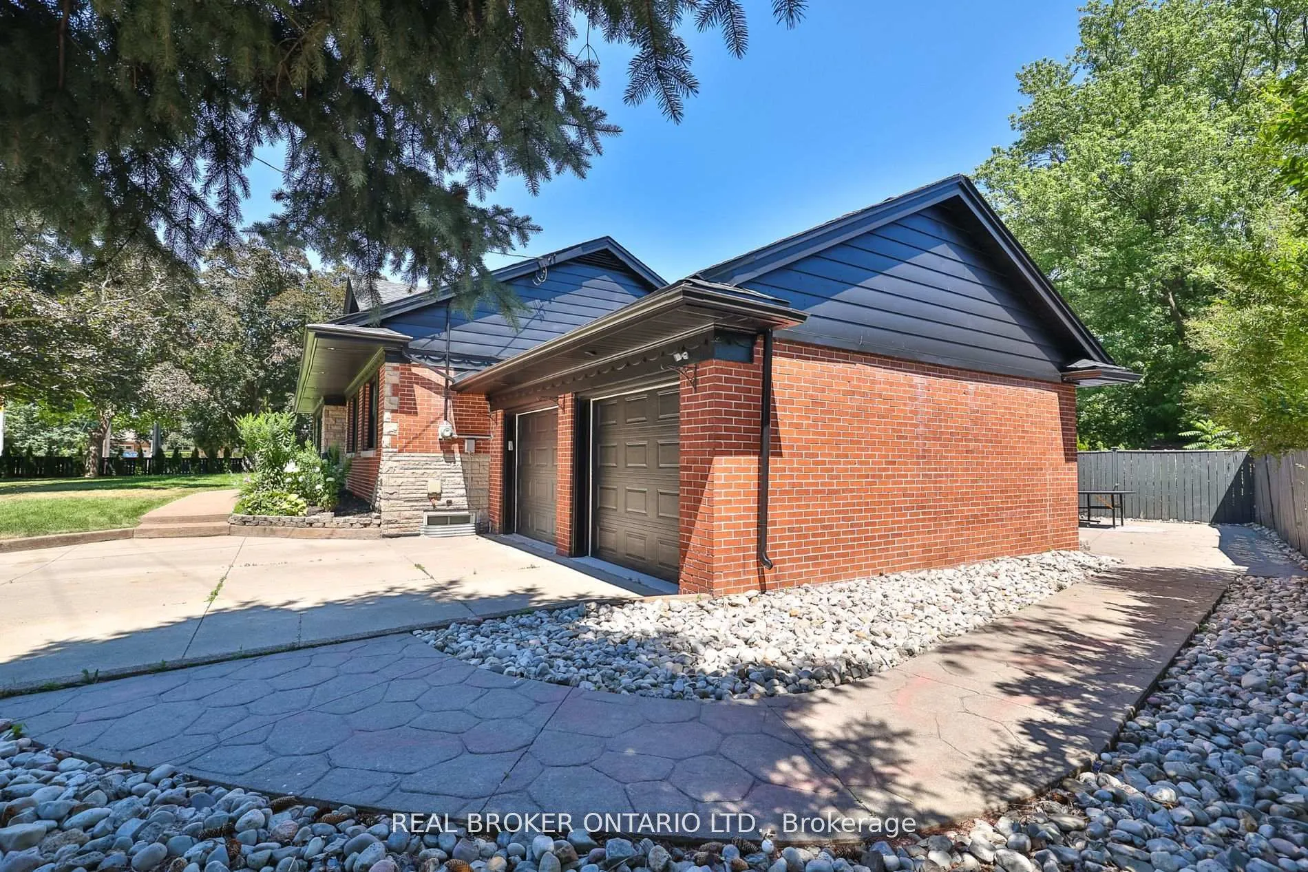 Photo 37 of 76 Randall Avenue, Hamilton, Stoney Creek Mountain — HOMEH