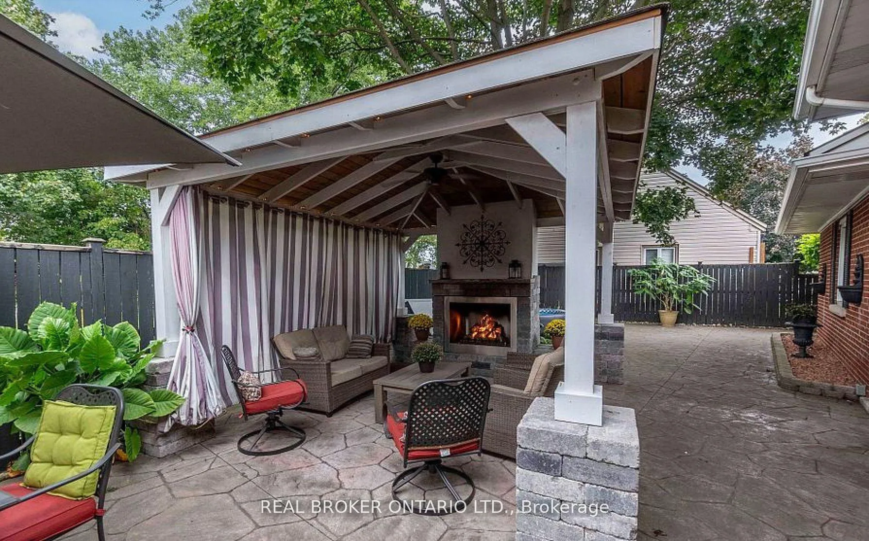 Photo 43 of 76 Randall Avenue, Hamilton, Stoney Creek Mountain — HOMEH