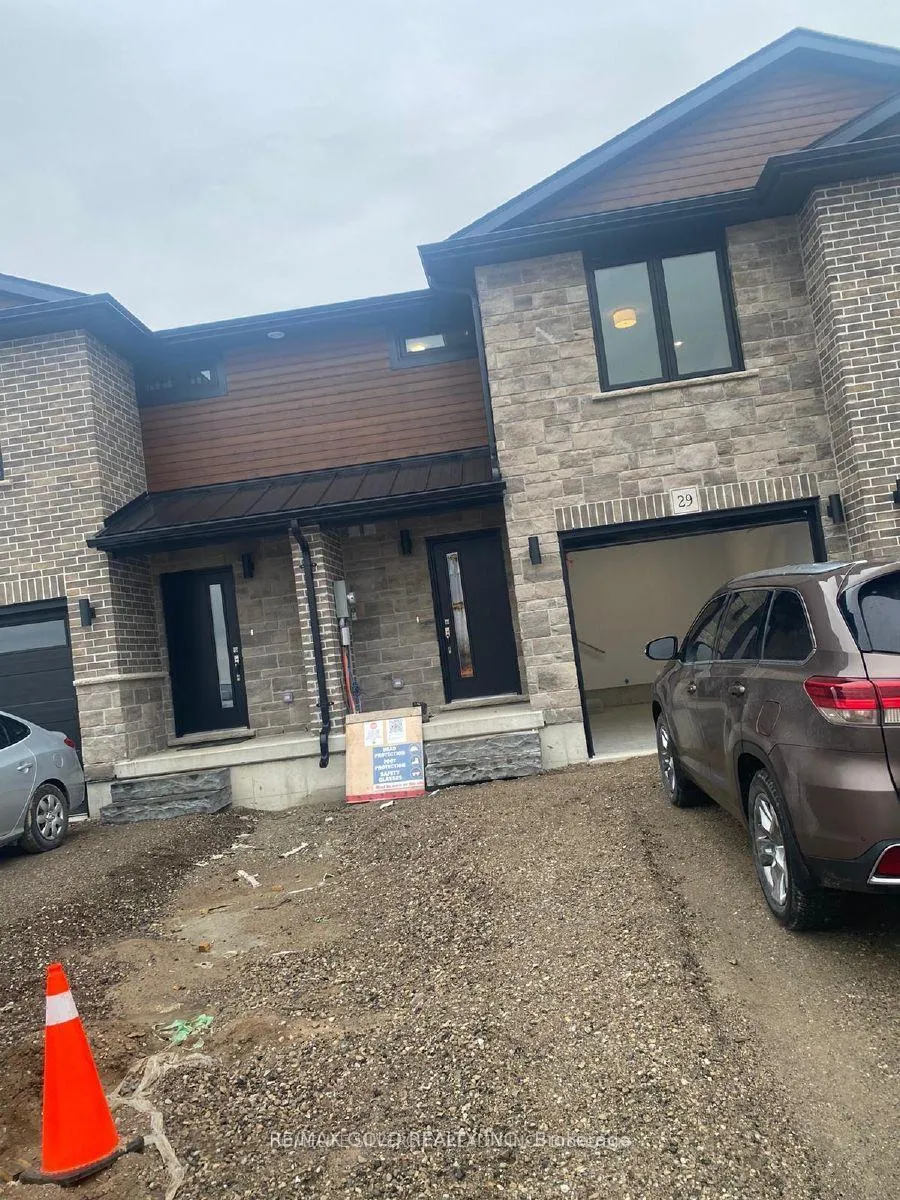 Photo 1 of 29 Trailside Drive, St. Marys — HOMEH