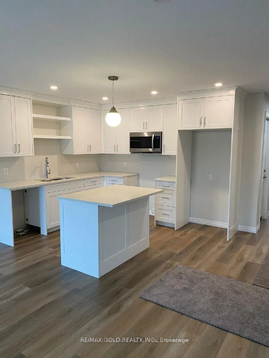 Photo 7 of 29 Trailside Drive, St. Marys — HOMEH