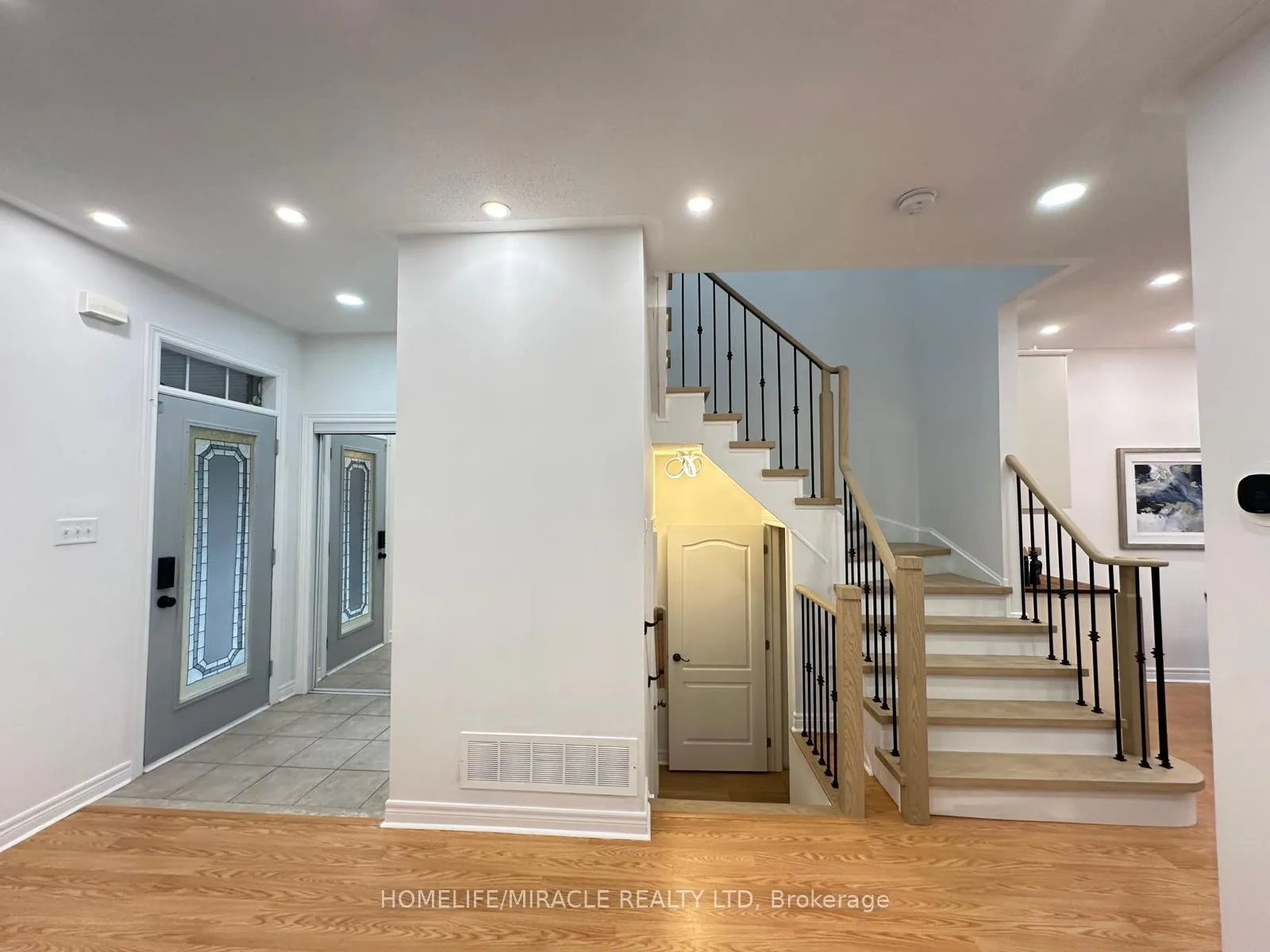 Photo 7 of 3016 Bur Oak Avenue, Markham, Cornell — HOMEH