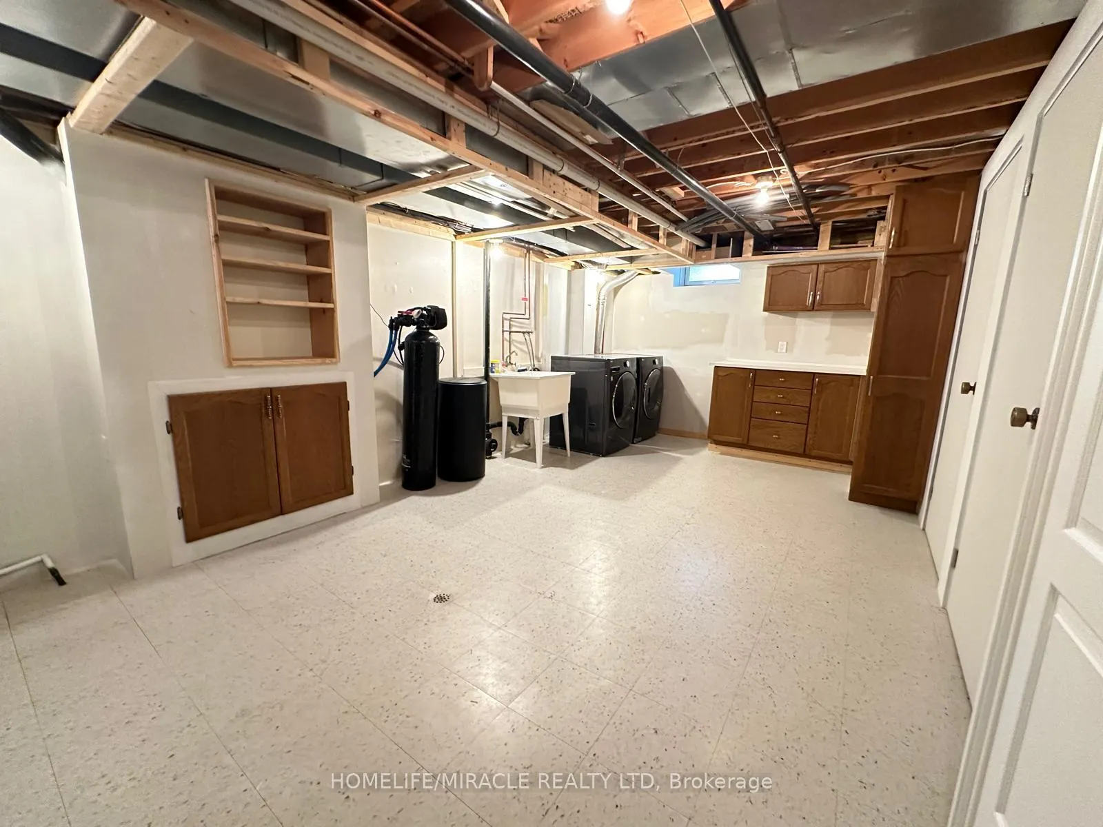 Photo 32 of 3016 Bur Oak Avenue, Markham, Cornell — HOMEH