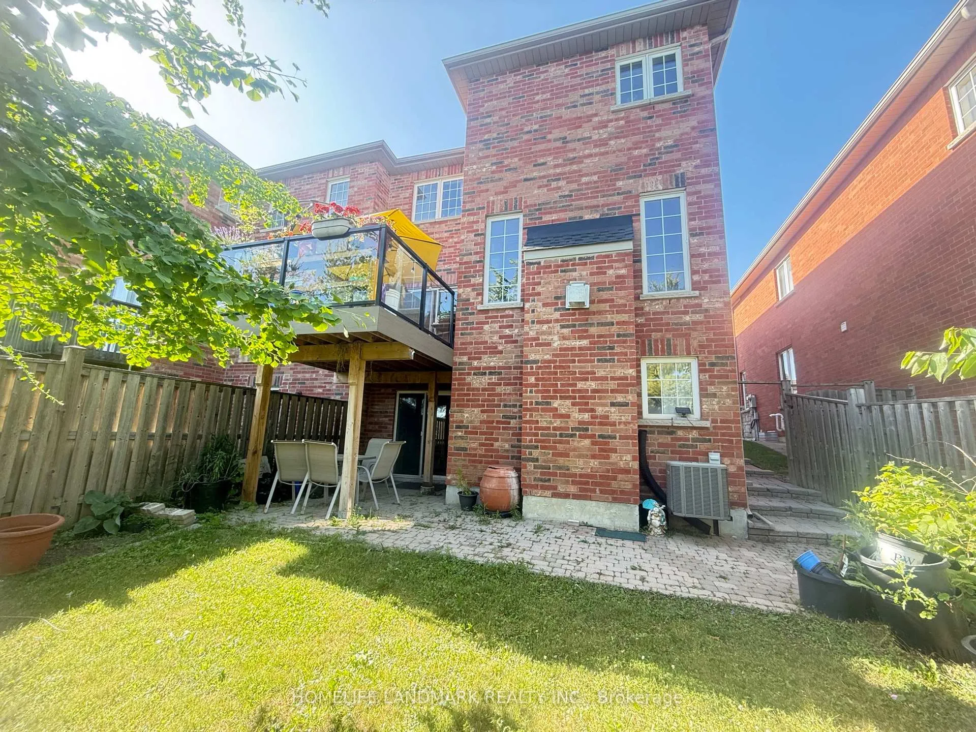 Front of 61 Aikenhead Avenue