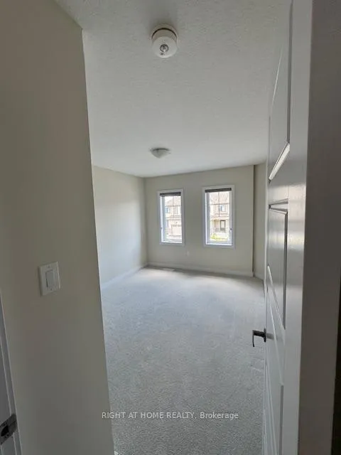Photo 13 of 53 Keelson Street, Welland, Dain City — HOMEH