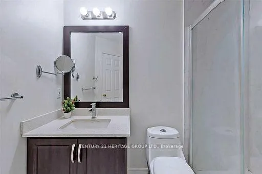 Photo 10 of 46 Rush Road, Aurora, Bayview Wellington — HOMEH