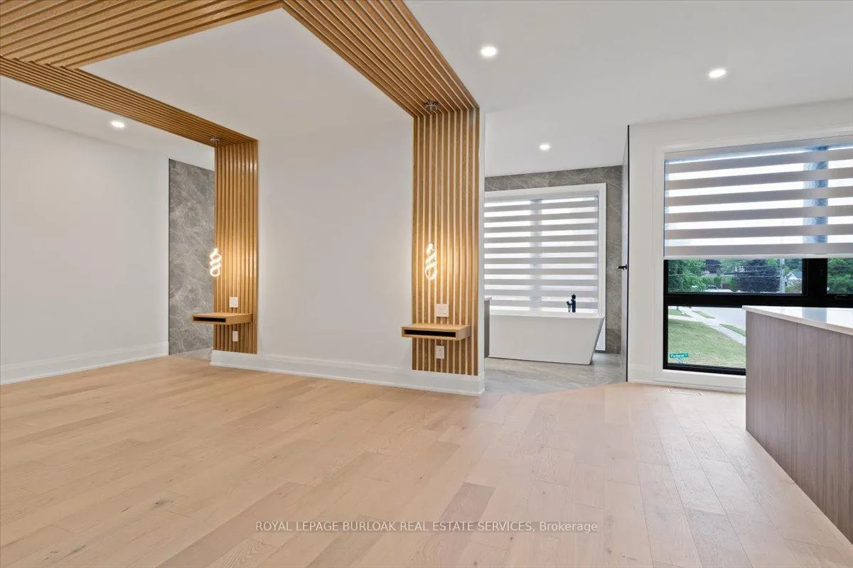 Photo 19 of Unit Upper, 253 Federal Street, Hamilton, Stoney Creek — HOMEH