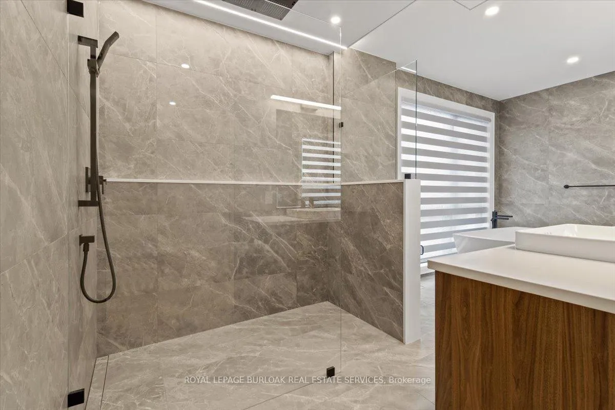 Photo 22 of Unit Upper, 253 Federal Street, Hamilton, Stoney Creek — HOMEH