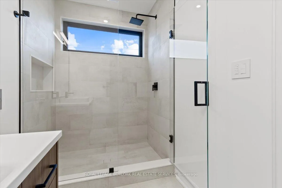 Photo 36 of Unit Upper, 253 Federal Street, Hamilton, Stoney Creek — HOMEH