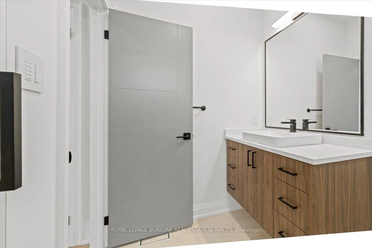 Photo 37 of Unit Upper, 253 Federal Street, Hamilton, Stoney Creek — HOMEH